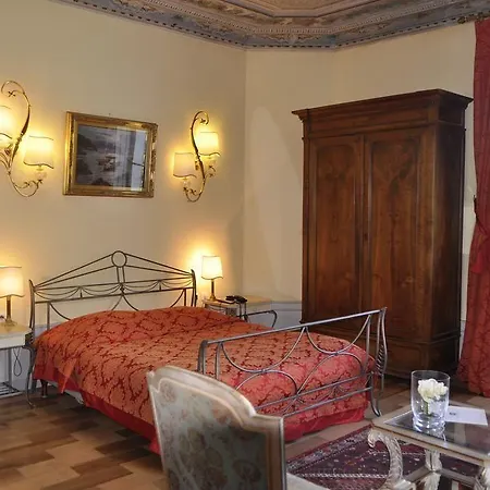 Du Parc - Manoir Du Baron Blanc Hotel