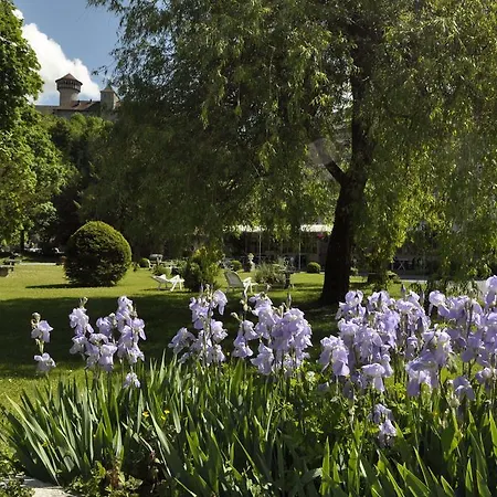 Hotel Du Parc - Manoir Du Baron Blanc